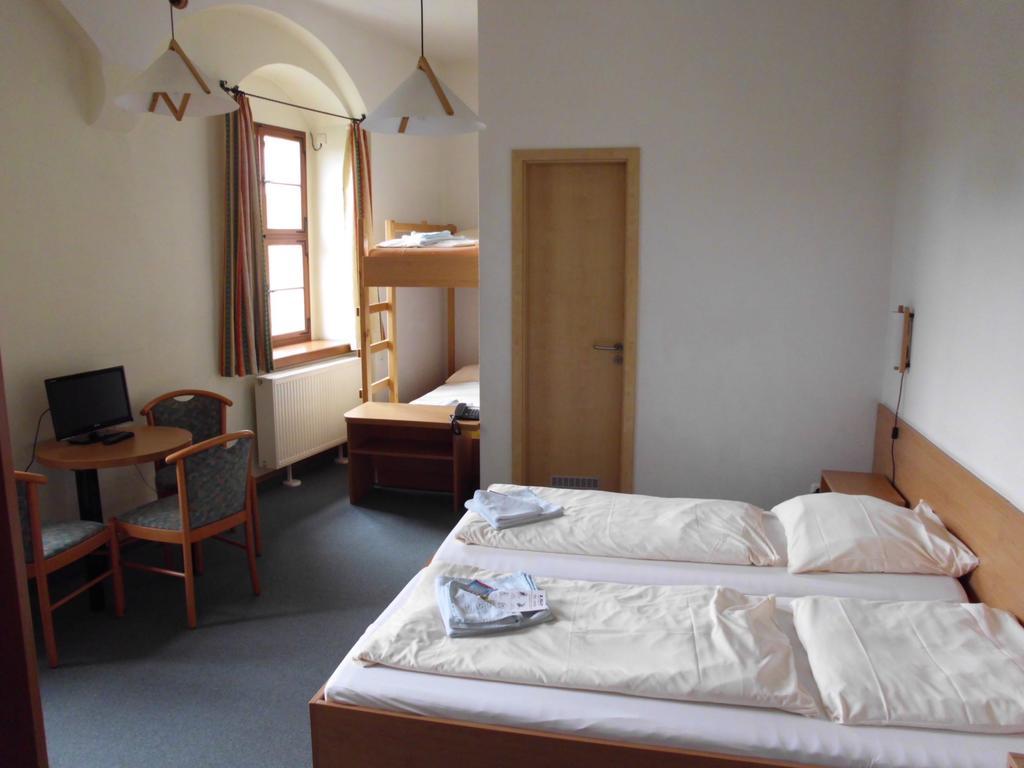 Burg Hohnstein Hotel Room photo